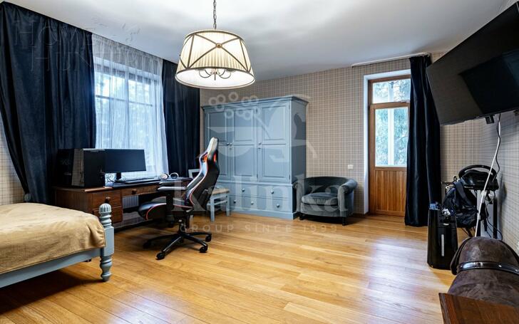 3-этажный коттедж 400 м² с отделкой