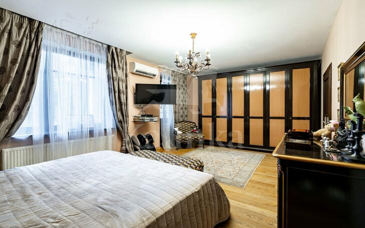 3-этажный коттедж 400 м² с отделкой