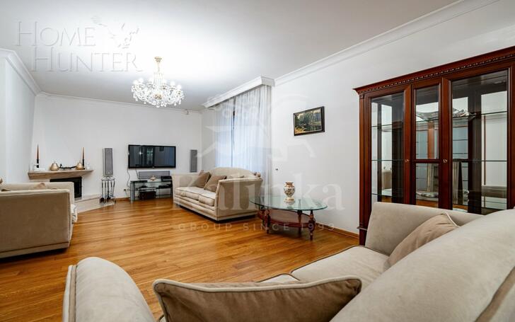 3-этажный коттедж 400 м² с отделкой