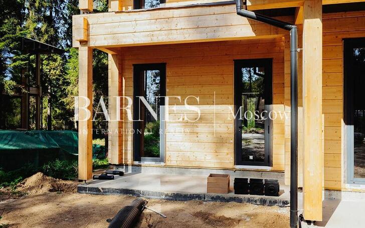 2-этажный коттедж 450 м² с отделкой
