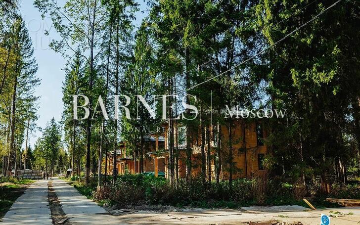 2-этажный коттедж 450 м² с отделкой