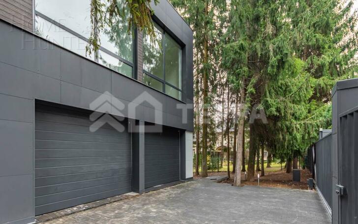 2-этажный коттедж 1 050 м² без отделки