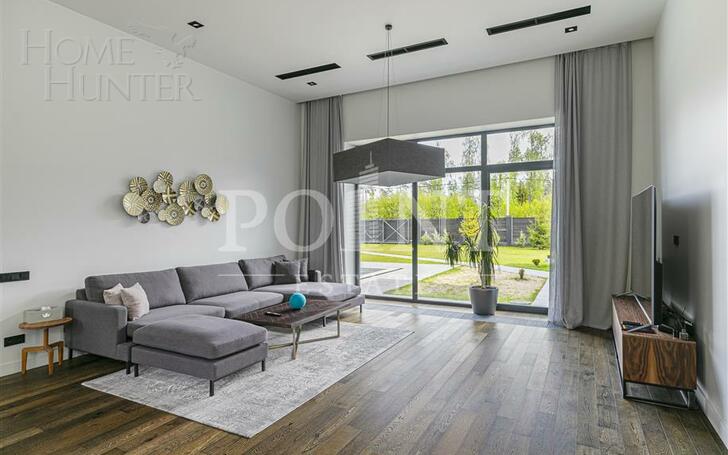 2-этажный коттедж 450 м² с отделкой