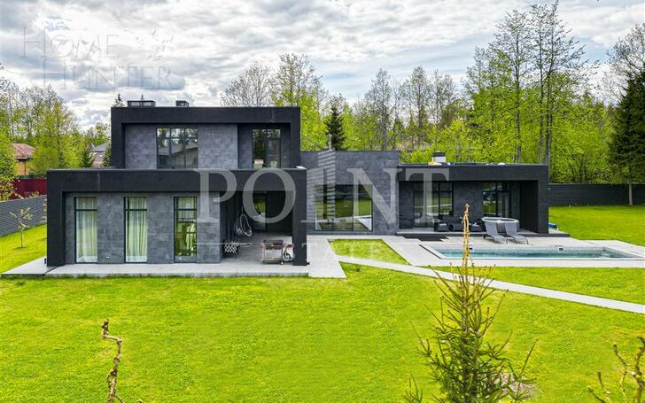 2-этажный коттедж 450 м² с отделкой