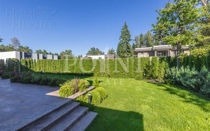 2-этажный коттедж 700 м² с отделкой