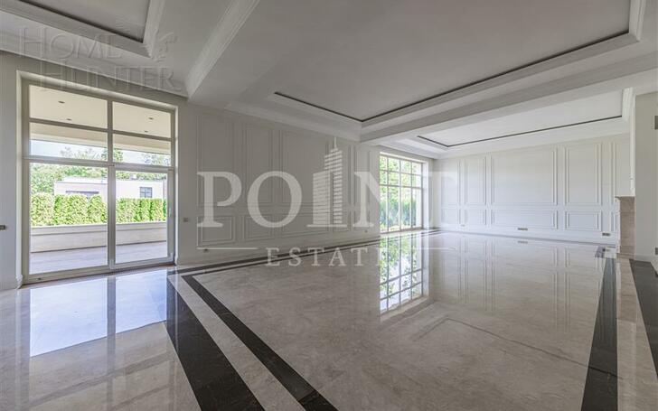 2-этажный коттедж 700 м² с отделкой