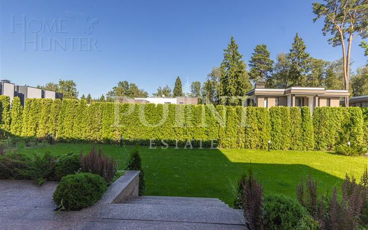 2-этажный коттедж 700 м² с отделкой