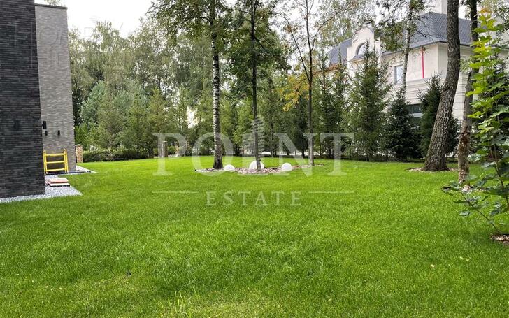 2-этажный коттедж 700 м² с отделкой