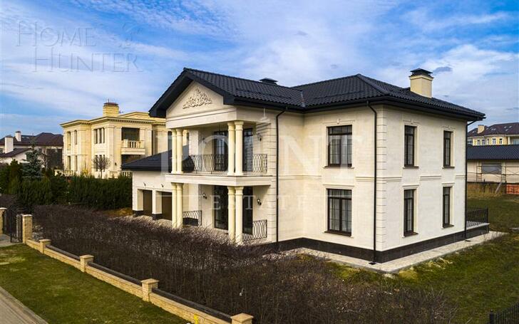 2-этажный коттедж 730 м² с отделкой