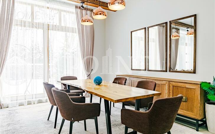 3-этажный таунхаус 291 м² с отделкой