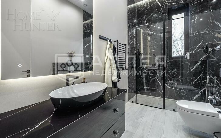 2-этажный коттедж 1 111 м² с отделкой