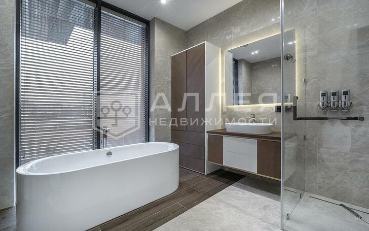 2-этажный коттедж 1 111 м² с отделкой