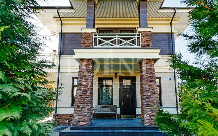 2-этажный коттедж 450 м² с отделкой