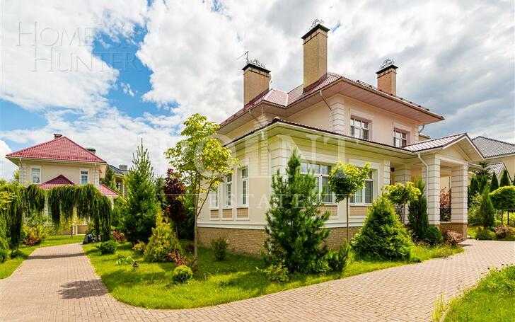 2-этажный коттедж 817 м² с отделкой