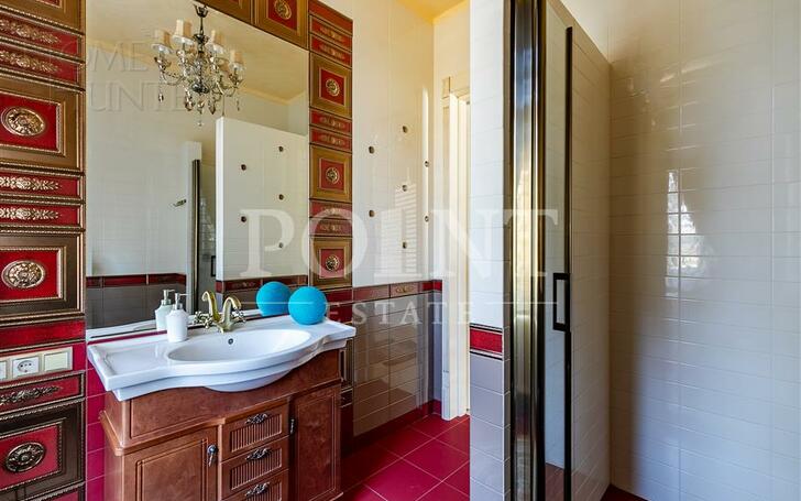 2-этажный коттедж 450 м² с отделкой