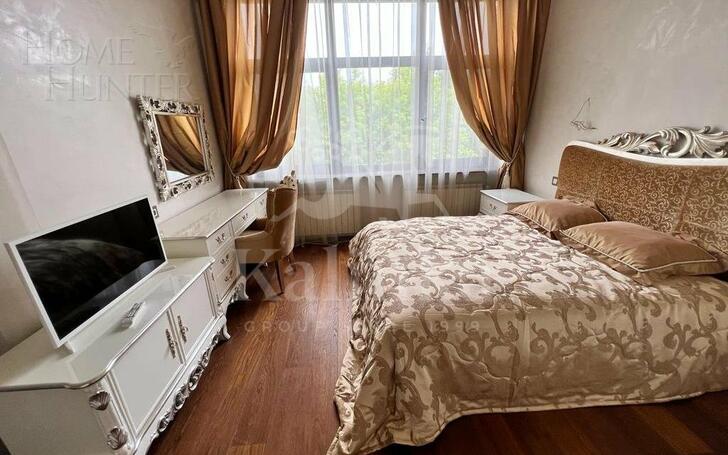 3-этажный коттедж 750 м² с отделкой