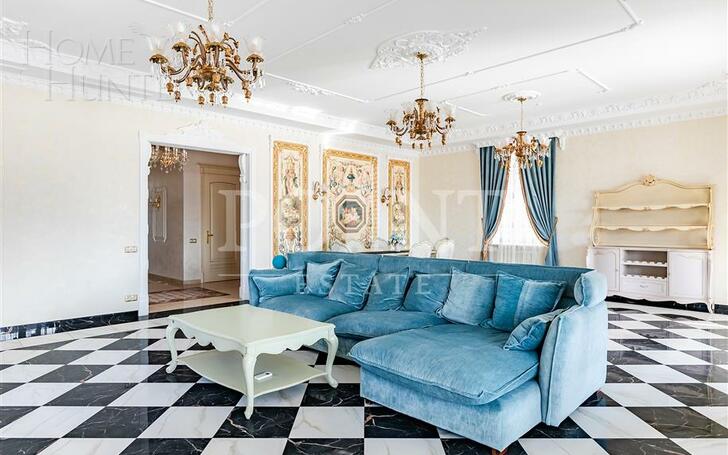 2-этажный коттедж 450 м² с отделкой