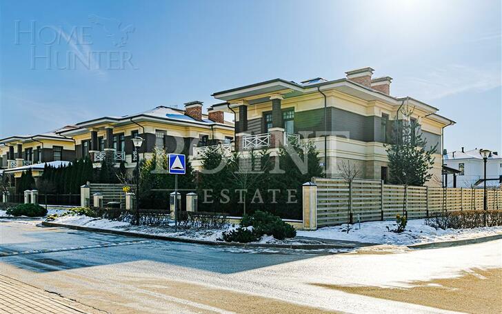 2-этажный коттедж 450 м² с отделкой