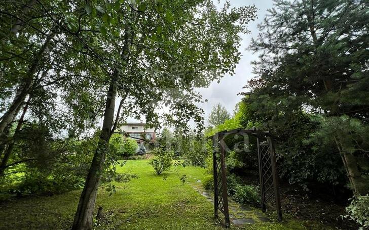 3-этажный коттедж 750 м² с отделкой