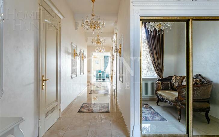 2-этажный коттедж 450 м² с отделкой