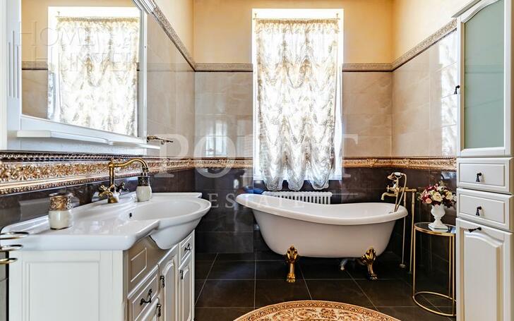 2-этажный коттедж 450 м² с отделкой