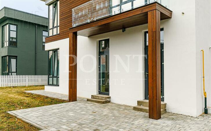 2-этажный коттедж 261.2 м² с отделкой