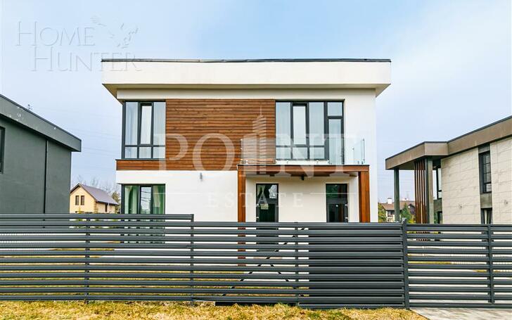 2-этажный коттедж 261.2 м² с отделкой