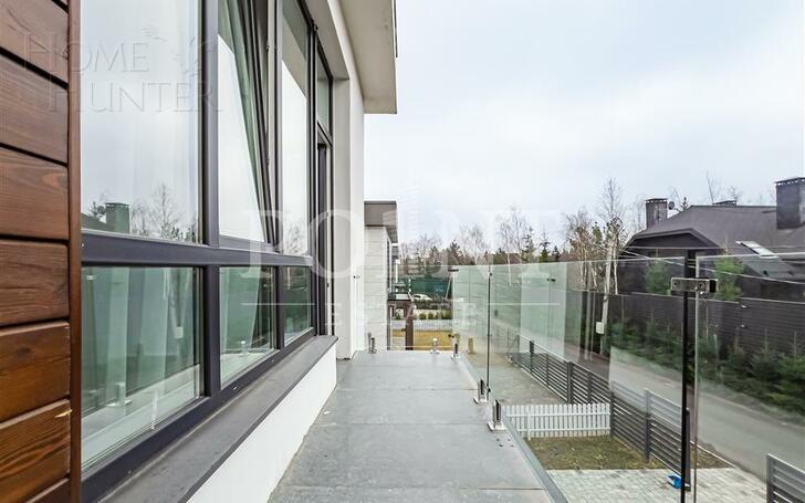 2-этажный коттедж 261.2 м² с отделкой