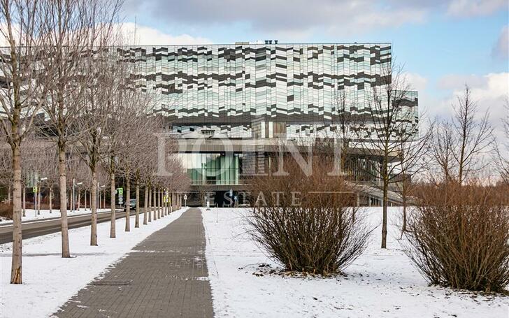 5-КОМН. КВАРТИРА С ОТДЕЛКОЙ 220.3 М² НА 2 ЭТАЖЕ