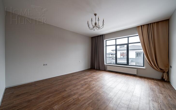 2-этажный коттедж 250 м² с отделкой