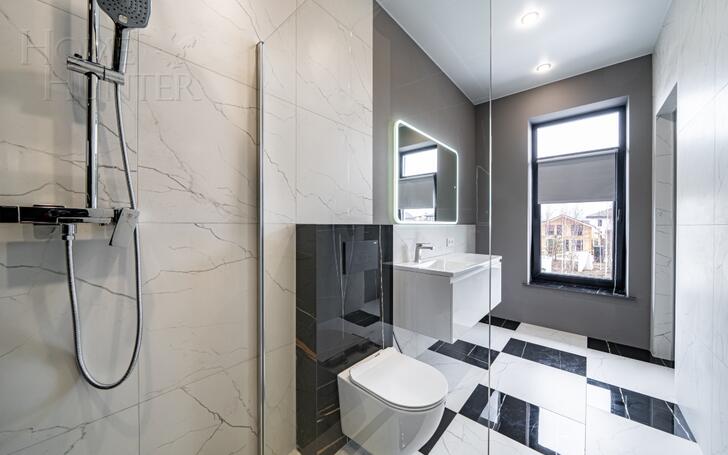 2-этажный коттедж 250 м² с отделкой