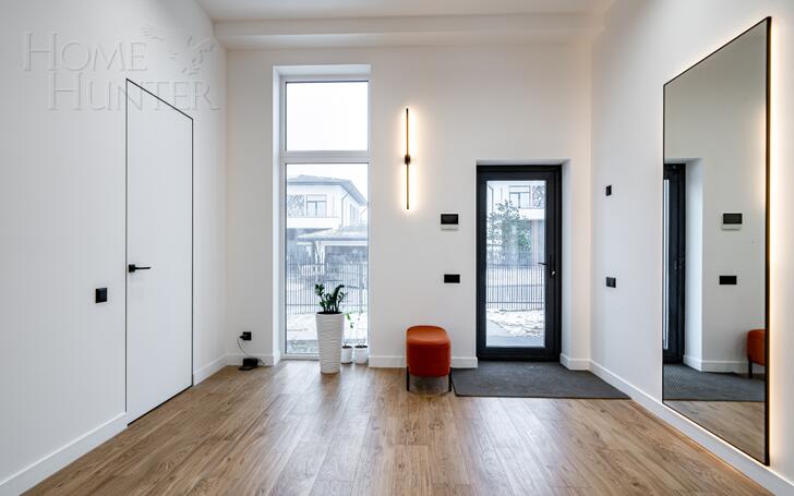 2-этажный коттедж 260 м² с отделкой