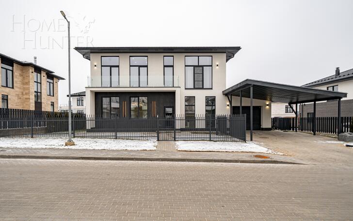 2-этажный коттедж 260 м² с отделкой