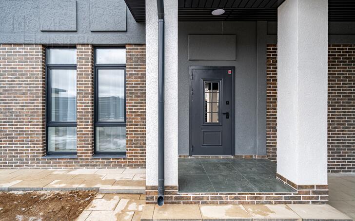 2-этажный коттедж 250 м² с отделкой