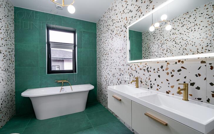 2-этажный коттедж 250 м² с отделкой