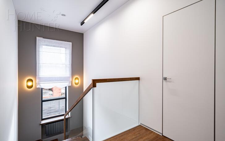 2-этажный коттедж 250 м² с отделкой
