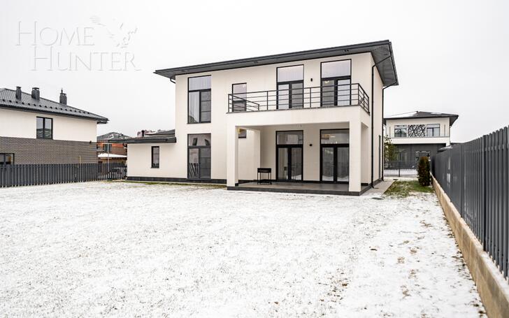 2-этажный коттедж 260 м² с отделкой