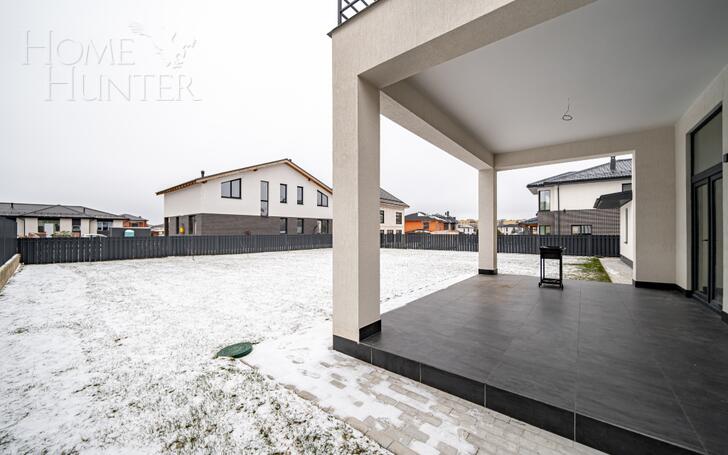 2-этажный коттедж 260 м² с отделкой
