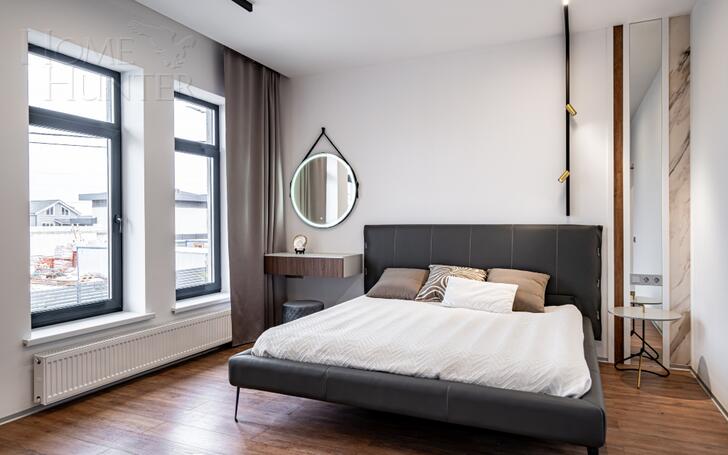 2-этажный коттедж 250 м² с отделкой