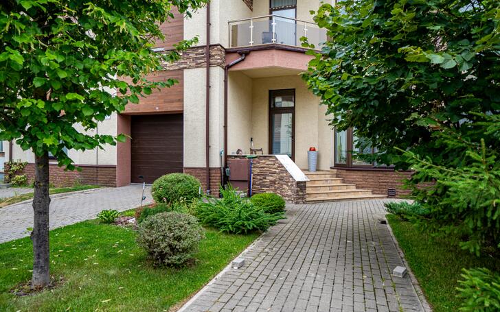 2-этажный таунхаус 200 м² с отделкой