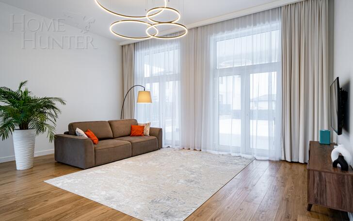 2-этажный коттедж 260 м² с отделкой