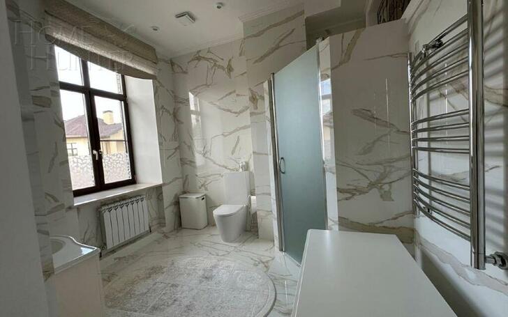 2-этажный коттедж 700 м² с отделкой