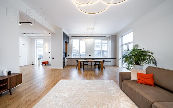 2-этажный коттедж 260 м² с отделкой