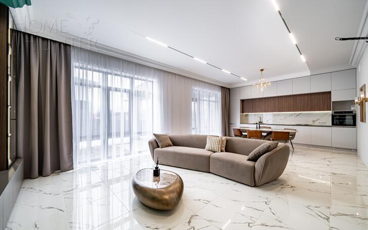 2-этажный коттедж 250 м² с отделкой