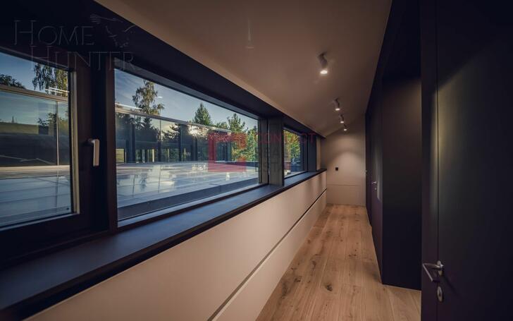 2-этажный коттедж 2 500 м² с отделкой