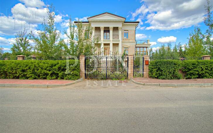 2-этажный коттедж 637 м² без отделки