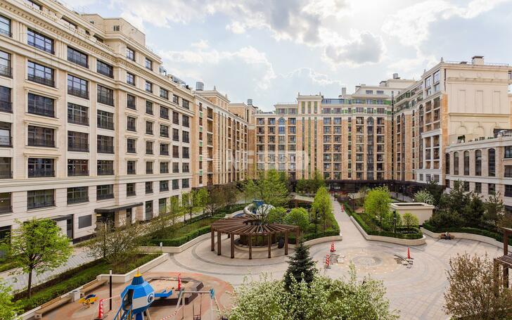 3-КОМН. КВАРТИРА С ОТДЕЛКОЙ 142.1 М² НА 3 ЭТАЖЕ