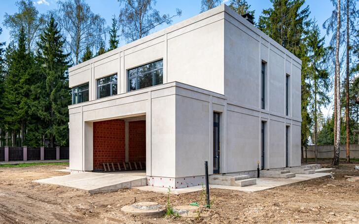 2-этажный коттедж 520 м² без отделки