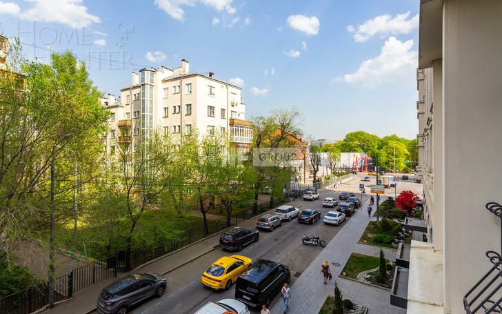 3-КОМН. КВАРТИРА С ОТДЕЛКОЙ 142.1 М² НА 3 ЭТАЖЕ
