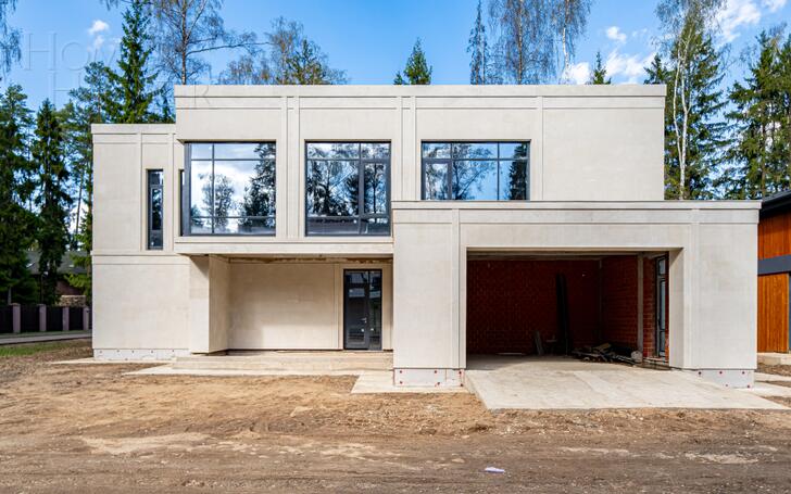 2-этажный коттедж 520 м² без отделки